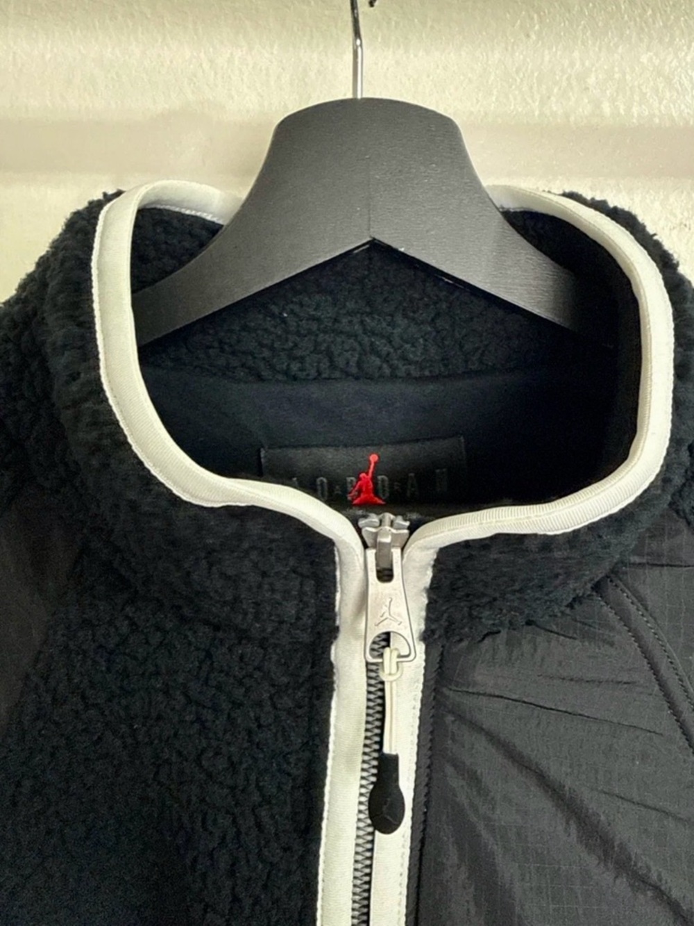 Jordan Black Sherpa Jacket with White Trim - Picture 4 of 6